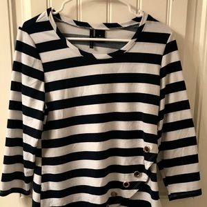 New Direction size medium navy blue& white stripe